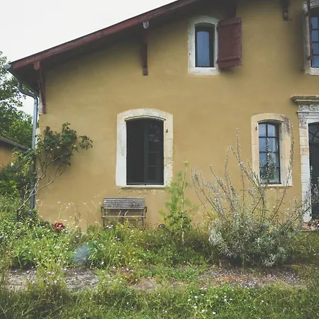 Maison Mirabelle - La Cote Jardin Avec Cuisine Gasthof *